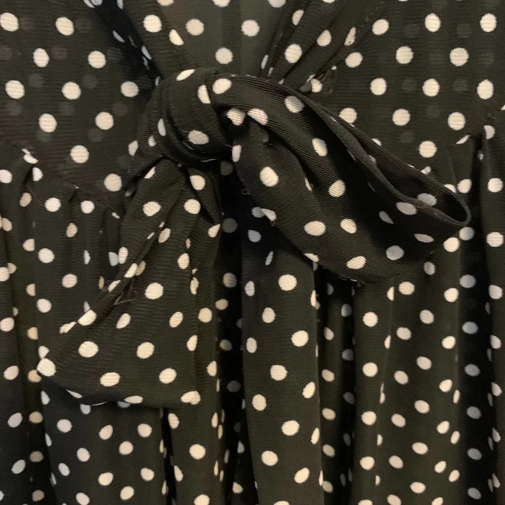 Ember Polka Dot Sleeveless Top Women's Size L‎